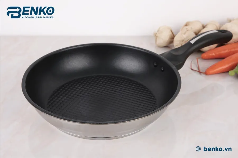 CHẢO INOX CHỐNG DÍNH 3 ĐÁY FIVESTAR TẠI BENKO