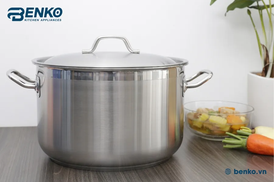 Chất liệu inox 430 (18/0) cho nồi luộc gà 3 đáy fivestar sáng bóng