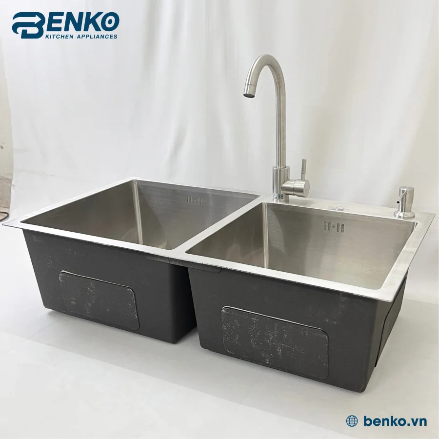 Góc phải vòi chậu rửa bát 82x45 Skyler 83375 Inox