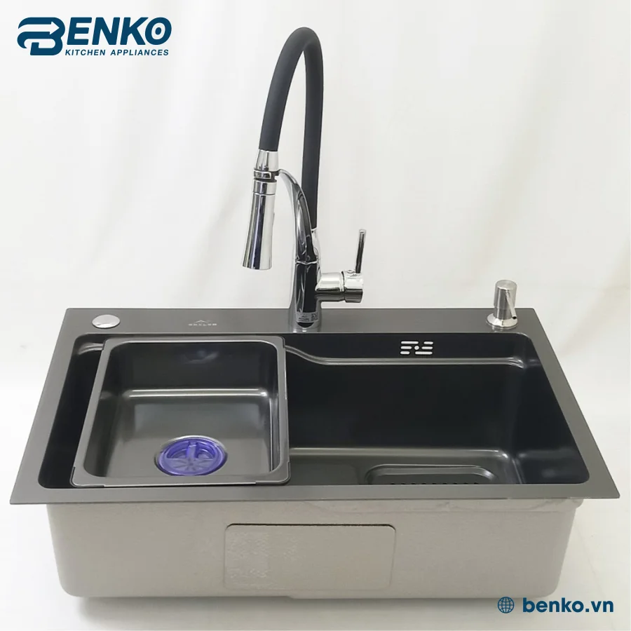 Vòi chậu rửa bát 68x45 Skyler 83400 Đen với kiểu dáng 1 hố