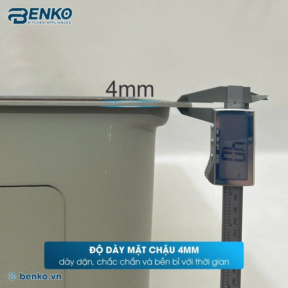 Chậu rửa bát 1 hố 78x46 Skyler 66360 Inox với độ dày 4mm