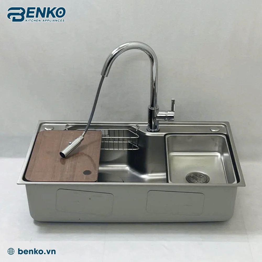 Vòi chậu rửa bát 78x46 Skyler 83421 Inox được làm từ inox 304 cao cấp 3