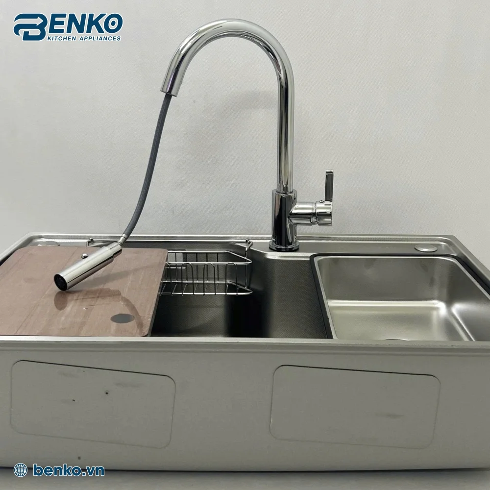 Vòi chậu rửa bát 78x46 Skyler 83421 Inox được làm từ inox 304 cao cấp 4
